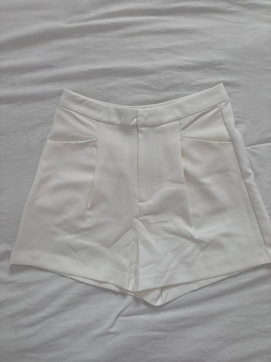 Livy Woven Shorts